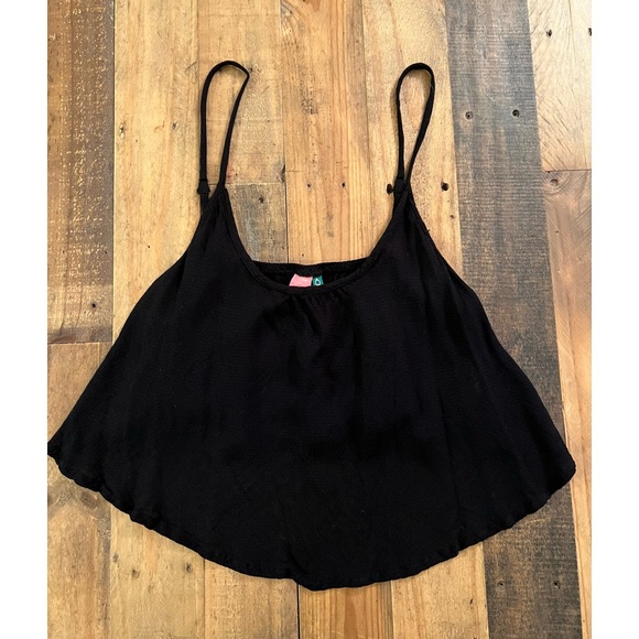 Tops - Farm Rio Crop Top